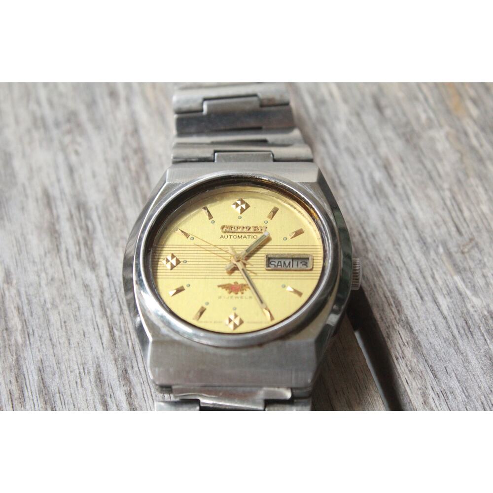 Vintage 1972 Citizen Automatic Mens Silver Watch W/daydate & Gold accents - Picture 3 of 8